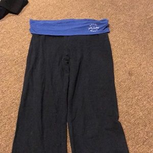 Gilly Hicks yoga pants
